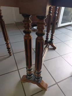 Table ancienne pliante style Louis XIII / Henri II – 100 × 80 cm