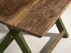 Table ancienne à tréteaux en bois de pin – Europe centrale, vers 1900