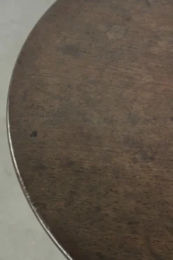Table antique anglaise à plateau basculant pratique du XVIIIe siècle