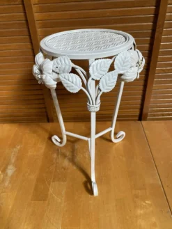Table Appoint Guéridon Ancien Métal Blanc Décor Fleurs Vintage #E383