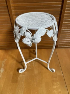Table Appoint Guéridon Ancien Métal Blanc Décor Fleurs Vintage #E383