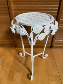 Table Appoint Guéridon Ancien Métal Blanc Décor Fleurs Vintage #E383