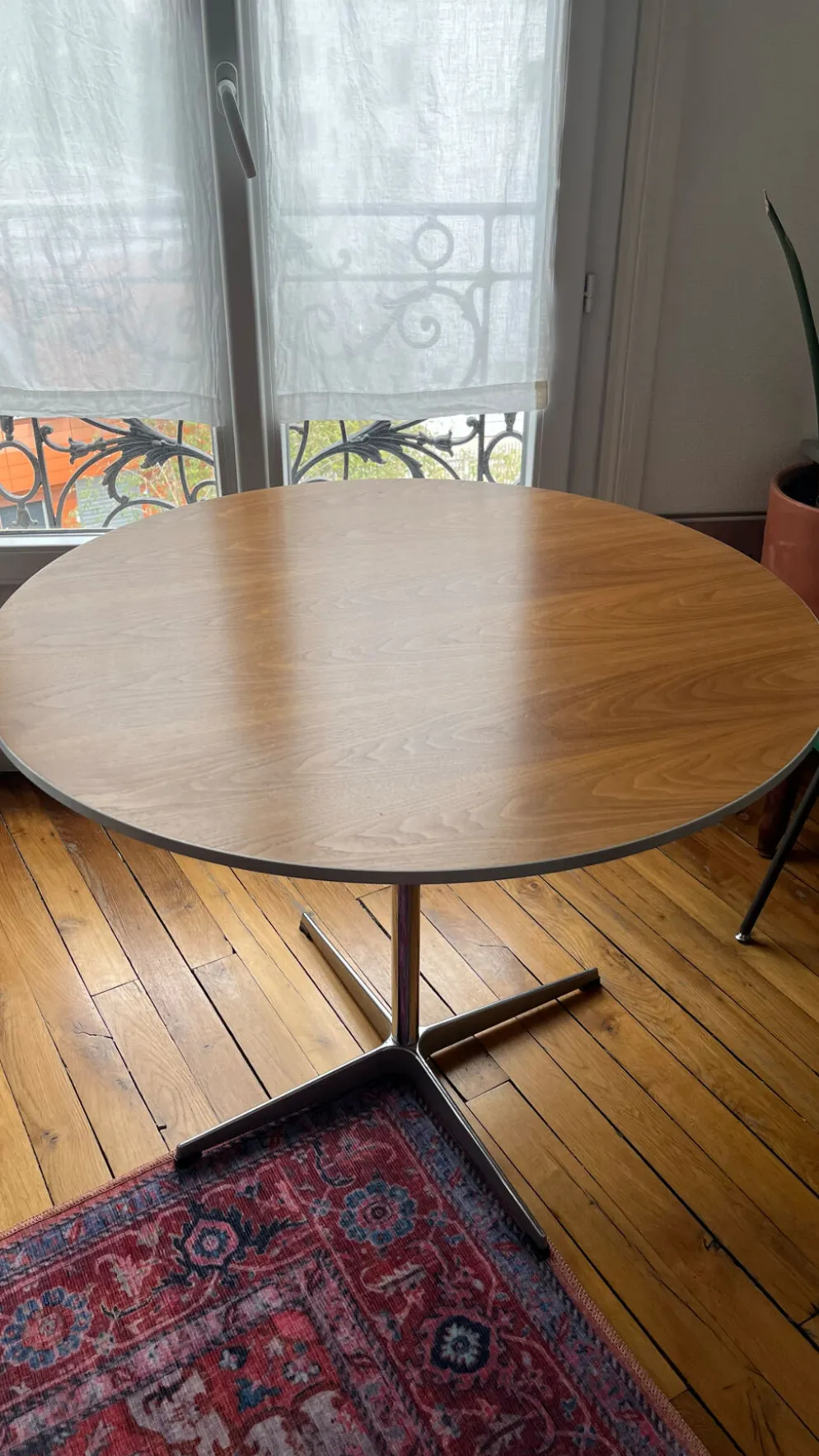 Table Arne Jacobsen pour Fritz Hansen