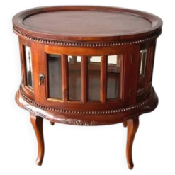 Table a the ovale origine asiatique