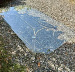 Table attribuée à Maison Roméo