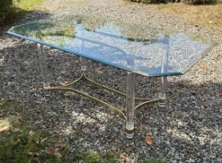 Table attribuée à Maison Roméo