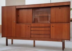 Tableau central du milieu du siècle