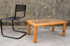Table basse ajourée en pin et en verre, France, 1980