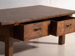 Table basse ancienne japonaise en bois – Japon, vers 1920