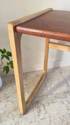Table basse bois exotique vintage