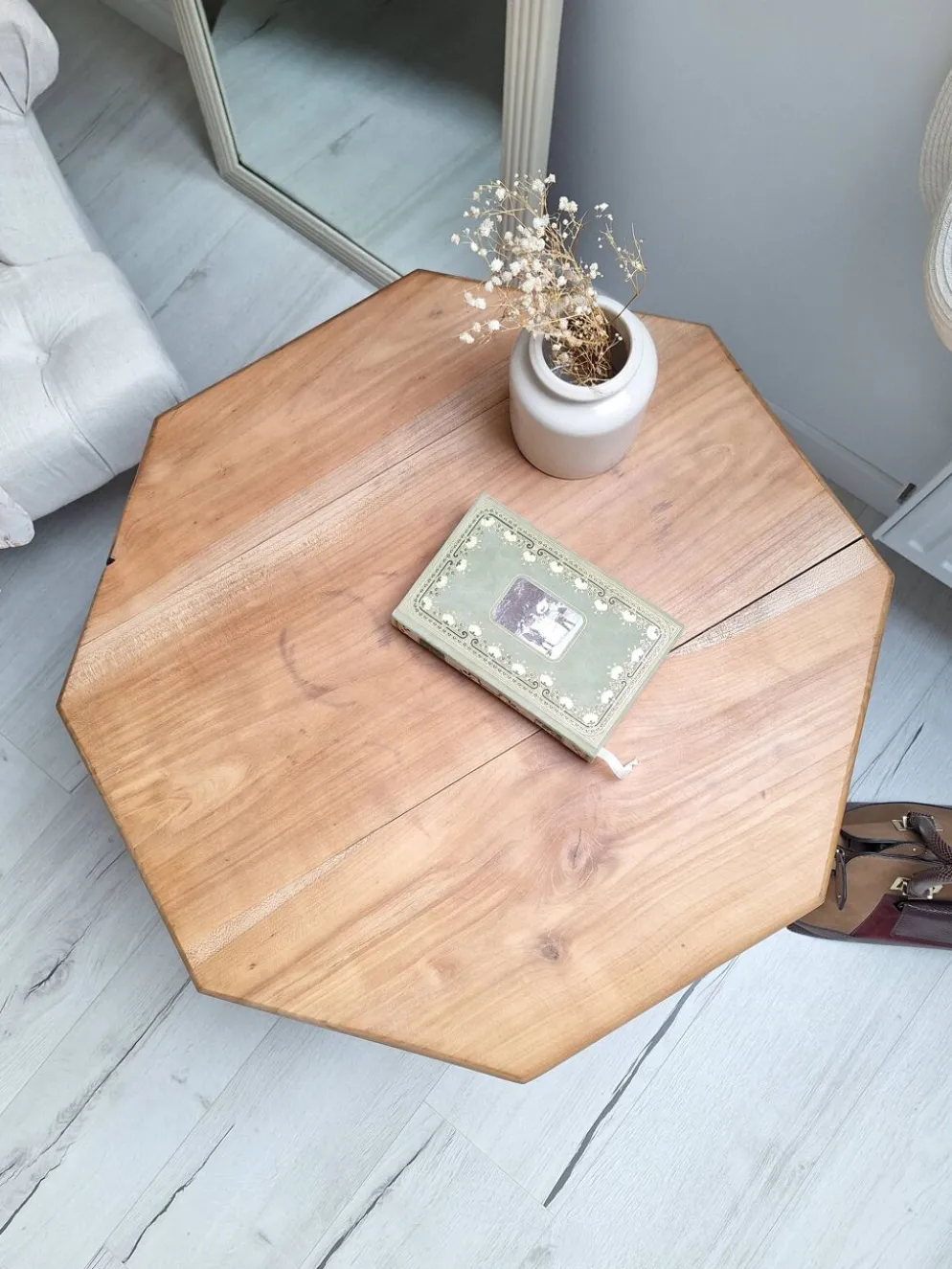 Table basse / bout de canapé / Table d'appoint tripode plateau octogone