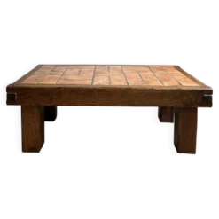 Table basse brutaliste