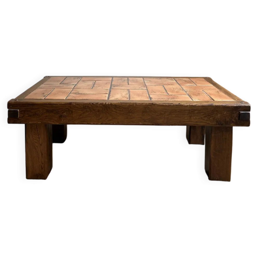 Table basse brutaliste