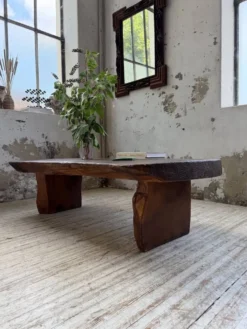 Table basse brutaliste artisanale 1950