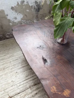 Table basse brutaliste artisanale 1950