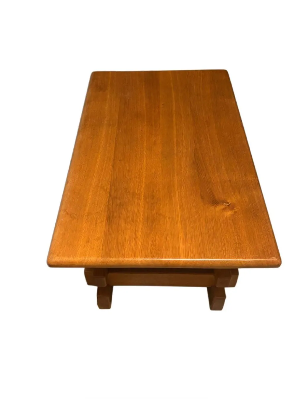 Table basse brutaliste en orme – années 70