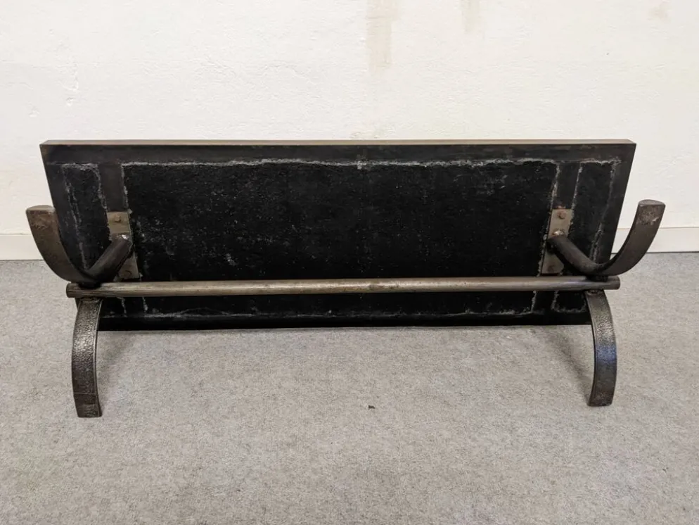 Table basse brutaliste en pierres naturelles et fer forgé, France vers 1960