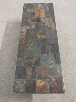 Table basse brutaliste en pierres naturelles et fer forgé, France vers 1960