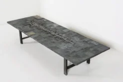 Table basse brutaliste en pierre brésilienne par Pia Manu, 1960