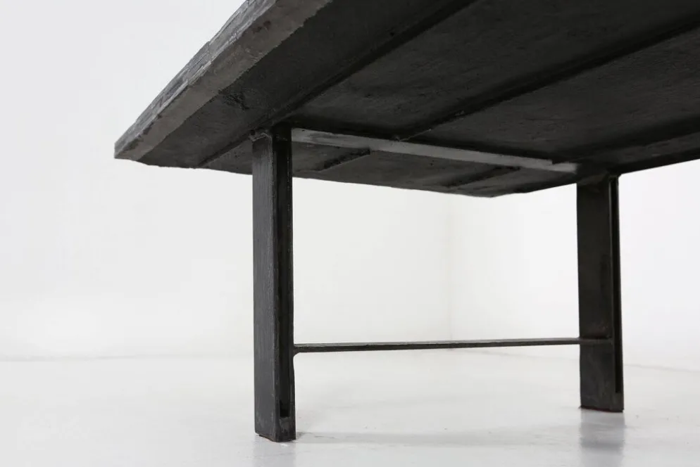 Table basse brutaliste en pierre brésilienne par Pia Manu, 1960