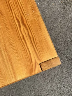 Table basse carré en bois massif (pin), années 80