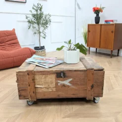 Table basse coffre vintage