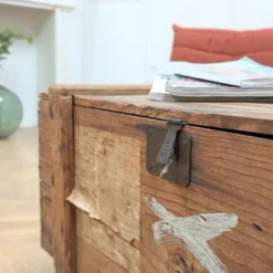 Table basse coffre vintage