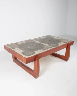 Table basse danoise en palissandre et céramique signée