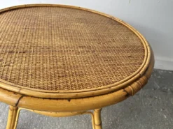 Table basse / d'appoint en bambou et rotin vintage italien des années 1960/70.