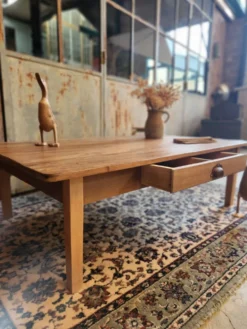 Table basse de ferme