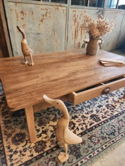 Table basse de ferme