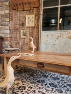 Table basse de ferme