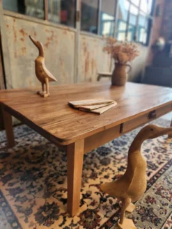 Table basse de ferme