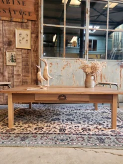 Table basse de ferme