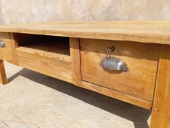 Table basse de ferme