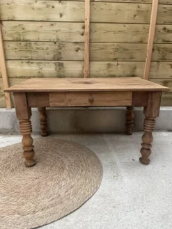 Table basse de ferme