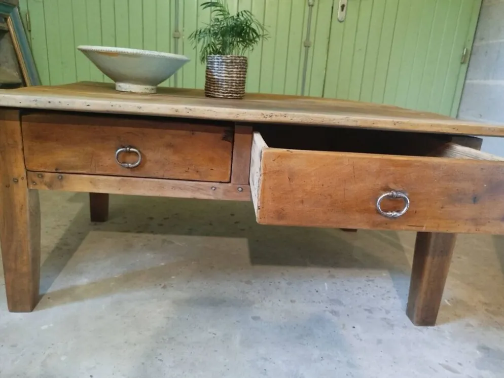 Table basse de ferme ancienne