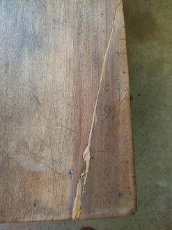 Table basse de ferme ancienne