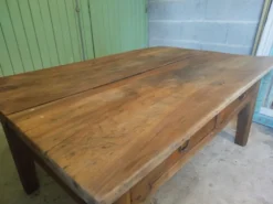Table basse de ferme ancienne