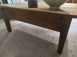 Table basse de ferme ancienne