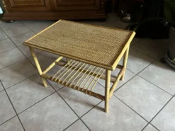 Table basse en bambou et rotin