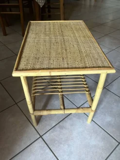 Table basse en bambou et rotin