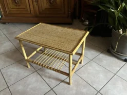 Table basse en bambou et rotin