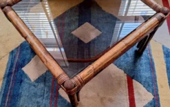 Table basse en bambou et verre fumé, années 1960