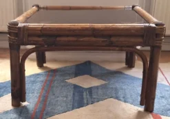 Table basse en bambou et verre fumé, années 1960