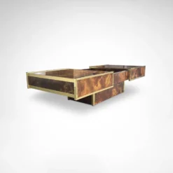 Table basse en bois de bouleau et métal en laiton avec bar intégré par Maison Lancel