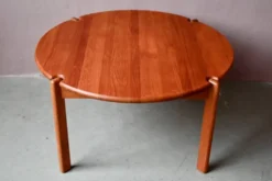Table basse en bois massif design organique scandinave vintage rétro années 80