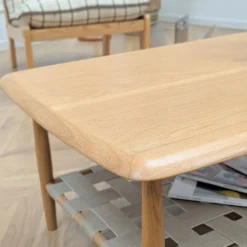 Table basse en chêne