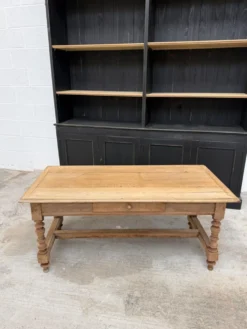 Table basse en chêne fin XIXème