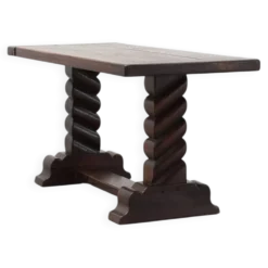 Table basse en chêne noir avec des pieds de tréteau à spirale, France, vers 1915